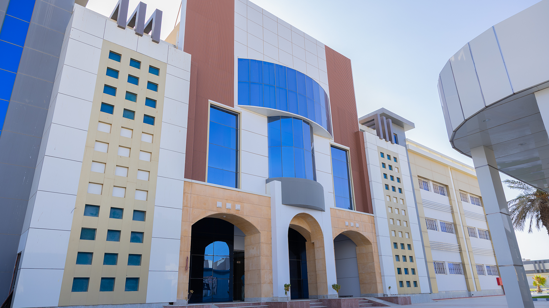 قريبًا.. مشروع الدبلومات الصحية بالشراكة مع جامعة الملك عبد العزيز